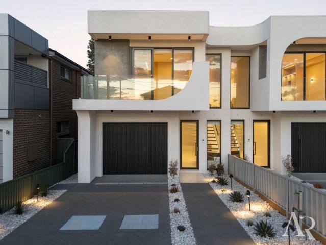 Luxury Family Living in a Quiet Cul De Sac Setting