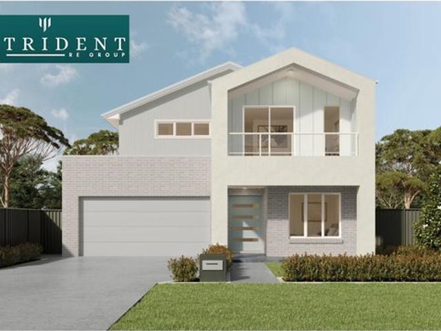 Luxury Family Living in a Thriving Community !