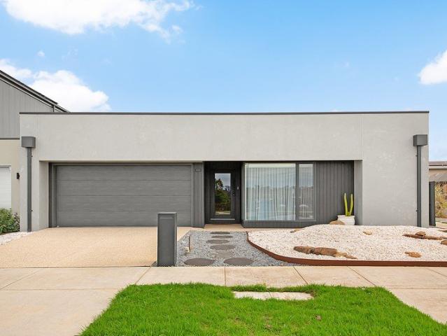 Luxury Family Living in Highly Sought After Fyansford Location