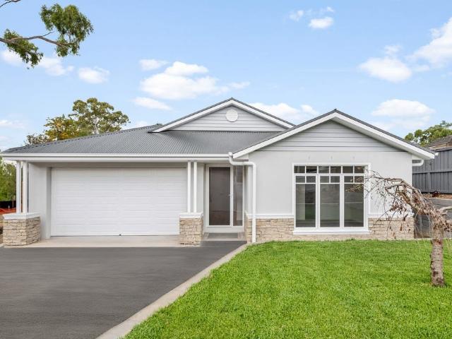 Luxury Family Living in Prestigious Warranwood