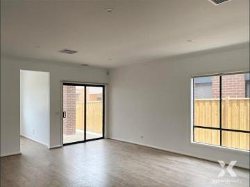 Luxury Family Living in Prestigious Wyndham Vale Area