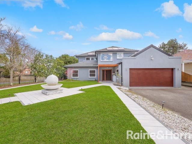 Luxury Family Residence with Elegant Fountain, Tea Room & Resort Style Pool