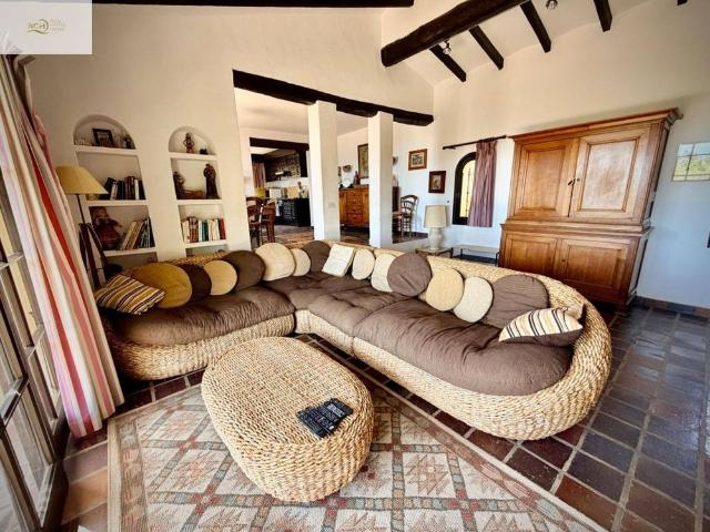 Luxury Farmhouse for rent in Finestrat, Spain