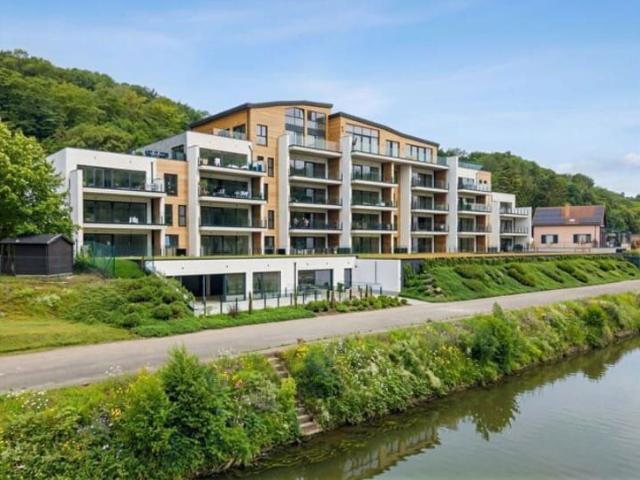 Luxury flat with a view of the Meuse