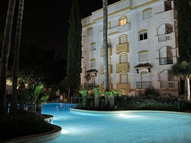 Luxury Flat for rent in The Golden Mile, Marbella, Andalusia