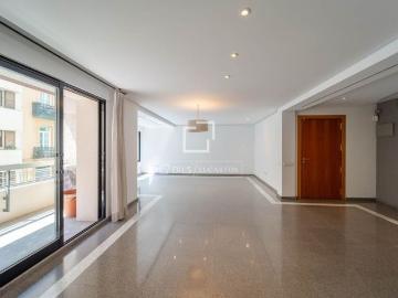 3 bedroom luxury Apartment for rent in Valencia, Spain