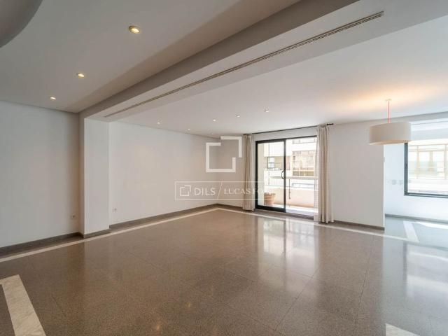 3 bedroom luxury Flat for rent in Valencia, Spain