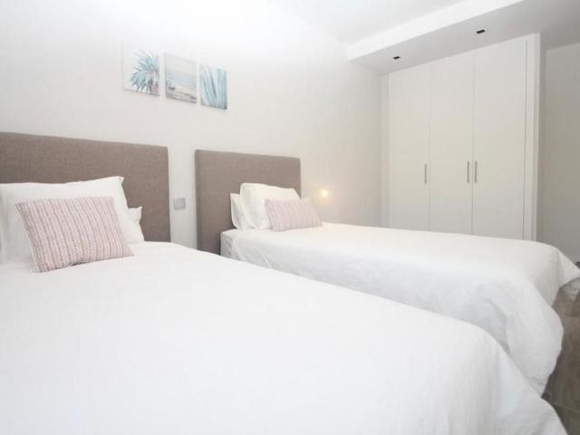 Luxury Flat for rent in Estepona, Andalusia
