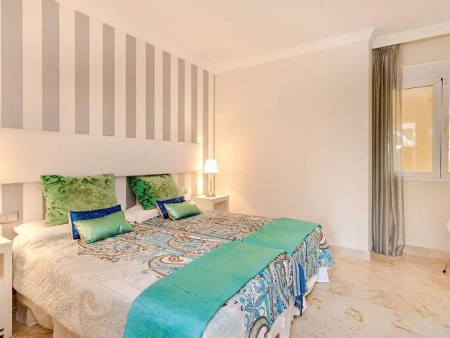 Luxury Flat for rent in Estepona, Spain