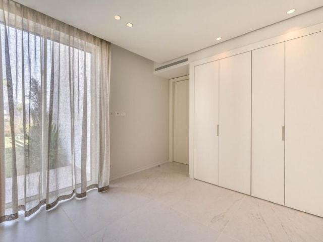 3 bedroom luxury Flat for rent in Marbella, Andalusia