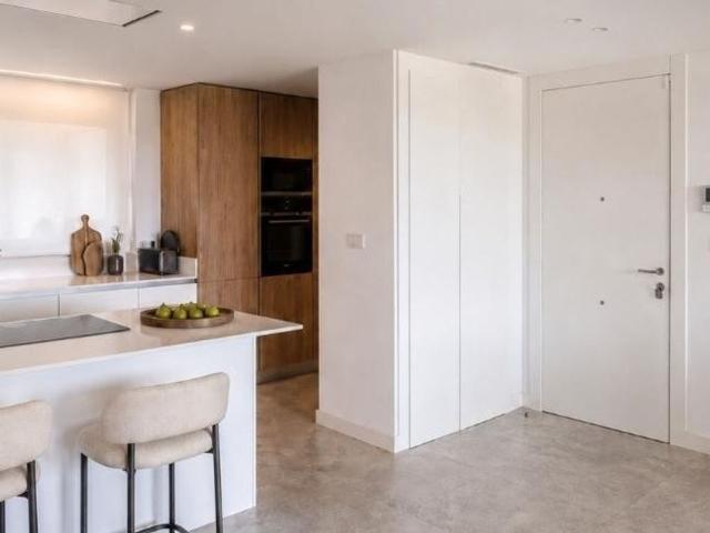 Luxury Flat for rent in Marbella Del Este, Spain