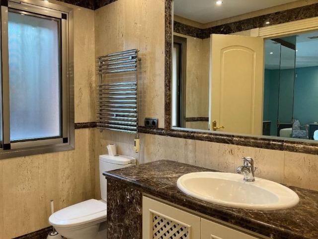 Luxury Flat for rent in Puerto Banus, Spain