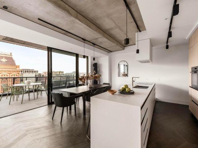 Luxury full floor residence in Collingwoods exclusive new DUKE development