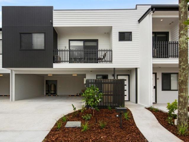Luxury, Fully Furnished One Bedroom Utilities Included for Easy Living!