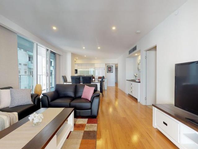 Luxury Fully Furnished Apartment with River Views