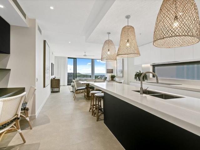 Luxury Fully Furnished Beachfront Living at Seanna