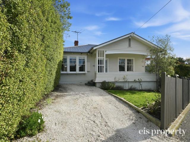 Luxury Fully Furnished Residence In The Heart Of New Town