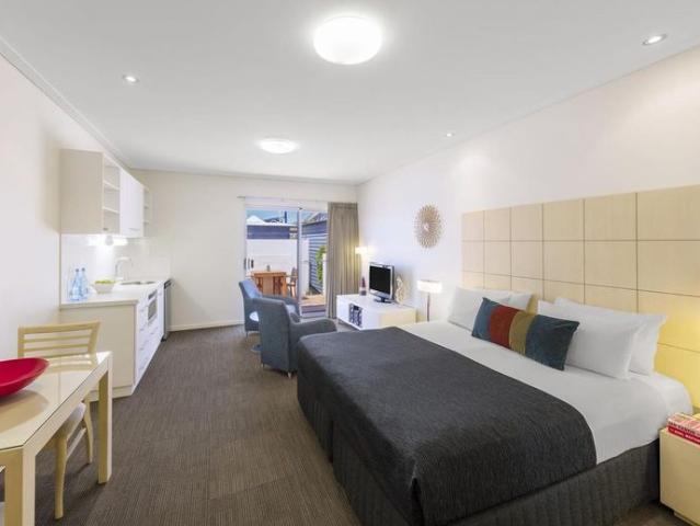 luxury fully furnished studio apartment