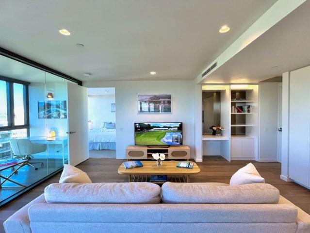 Luxury Fully Furnished * 3 to 6 Month Options * River Views, Office, Parking