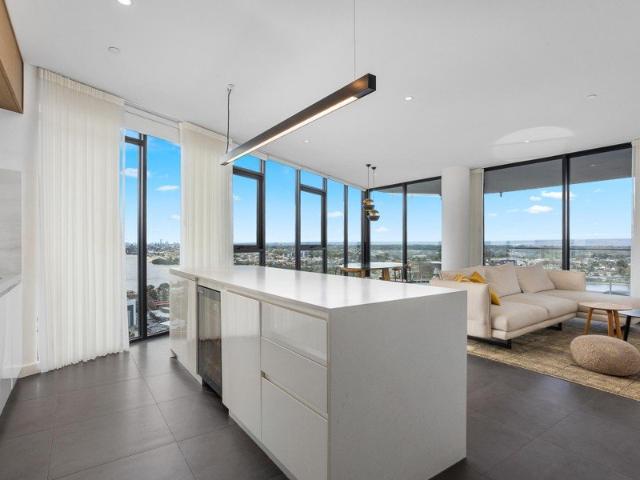 Luxury Furnished Apartment with Magnificent Vistas