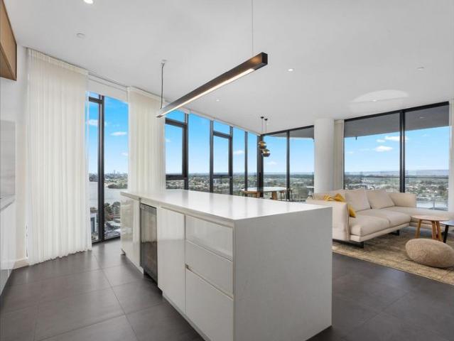 Luxury Furnished Apartment with Magnificent Vistas