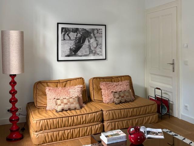 Luxury Furnished Historic Apartment with Terrace, Garage, Two Bedrooms & Gas Chimney in Prime Nordend Location, Frankfurt Amsterdam Apartments for Rent