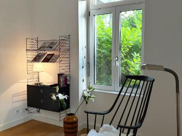 Luxury Furnished Historic Apartment with Terrace, Garage, Two Bedrooms & Gas Chimney in Prime Nordend Location, Frankfurt Amsterdam Apartments for Rent