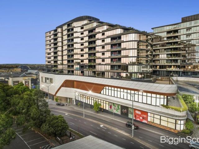 Luxury Furnished Three Bedroom Apartment in Sky Garden