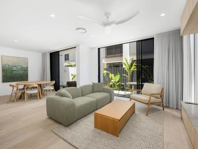 Luxury Furnished Villa Oasis
