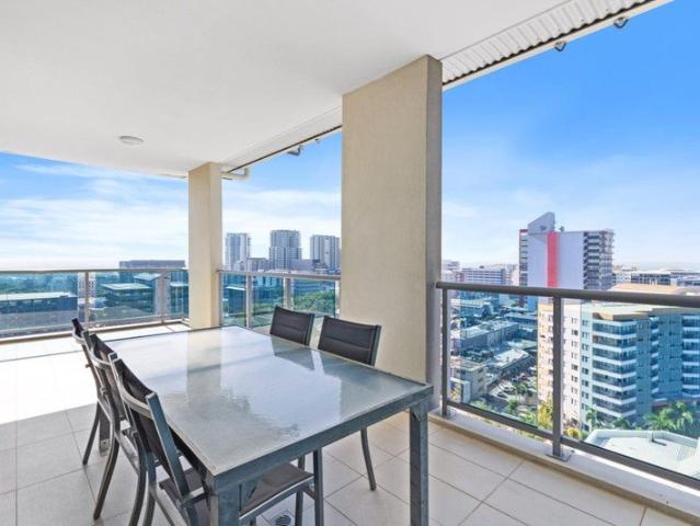 Luxury Furnished Waterfront Living on The Esplanade