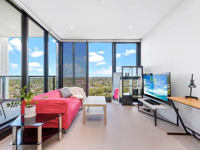 Luxury Furnished 1 Bedroom + 1 Study Apartment with Stunning Views