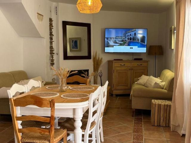 Luxury House for rent in Istán, Andalusia