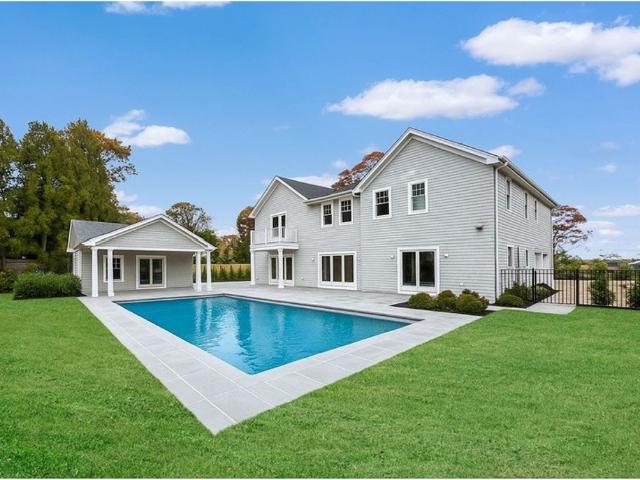 Luxury House for sale in Southampton, New York