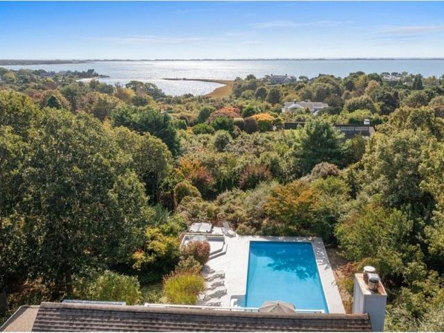 Luxury House for sale in Southampton, United States