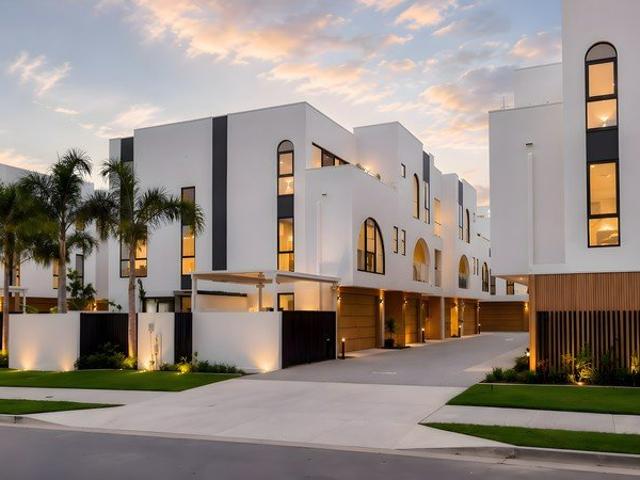 YOUR GOLD COAST BASE LIVE, LOCK & LEAVE OR INVEST NEAR NEW LUXURY | PRIVATE LIFT | DOUBLE GARAGE