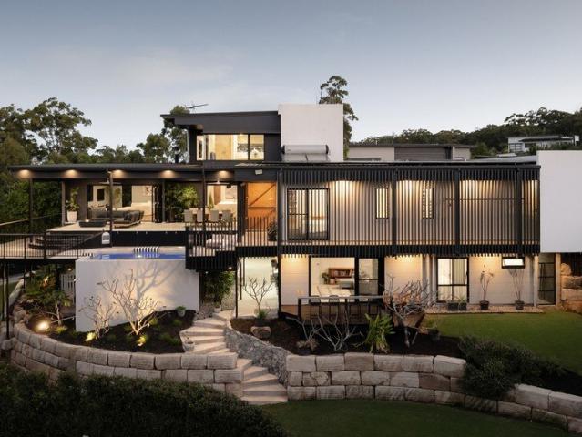 Luxury Home with Panoramic views