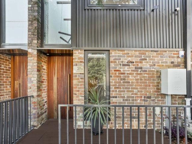 Luxury Home In City Fringe Locale