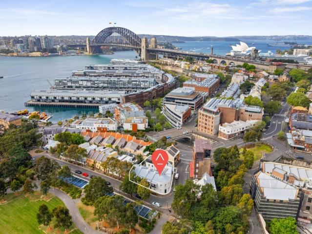 Luxury harbourside complex of 14 apartments to be sold in one line