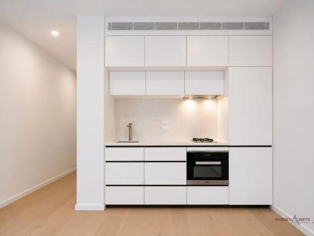 Luxury High Level CBD Living with views | Designer Residence in an Unbeatable Sydney Location