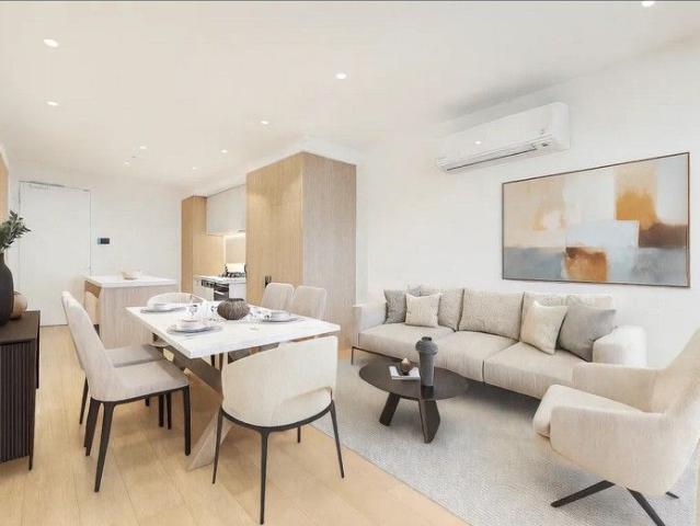 Luxury High Level Living with Stunning City Views in Box Hill