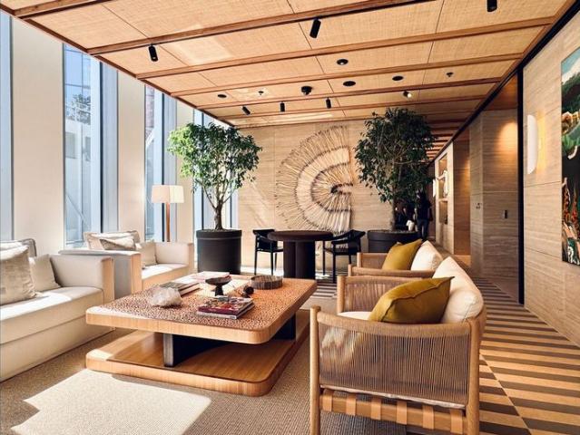 Luxury High Rise Living at One Sydney Harbour