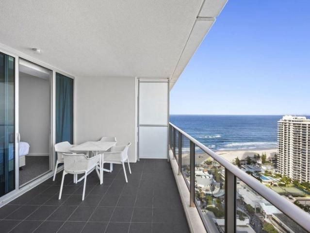 LUXURY HILTON RESIDENCE SPECTACULAR 29TH FLOOR OCEAN, RIVER & SKYLINE VIEWS