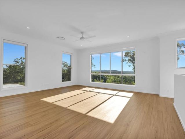 Luxury Hinterland Living with Dual Living Potential & Pool
