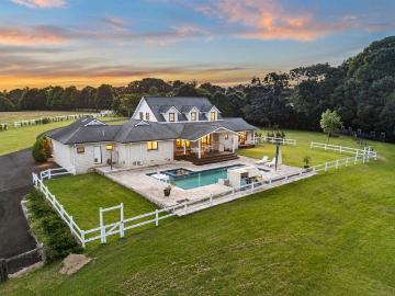 Luxury Hinterland Living with Resort Style Pool