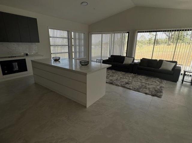 Luxury Huge Brand New Family Home Style, Space & Comfort Combined