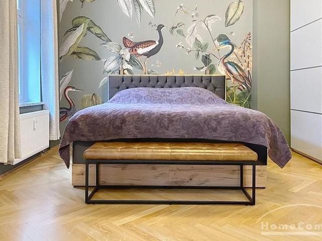 Luxury in a Prime Location: High End 3 Bedroom Apartment with Balcony at Weißenburger Platz
