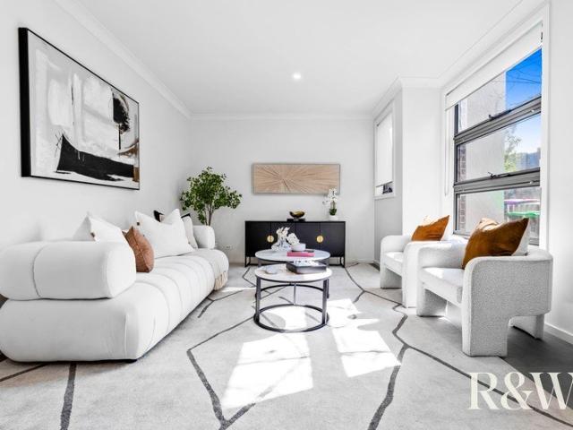 Luxury in the Heart of Marsden Park