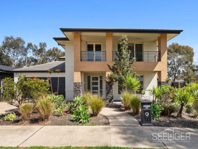 Luxury in the Heart of Silverwoods Estate