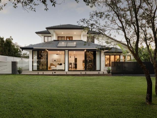 Luxury on a Grand Scale: North Facing Golf Course Frontage