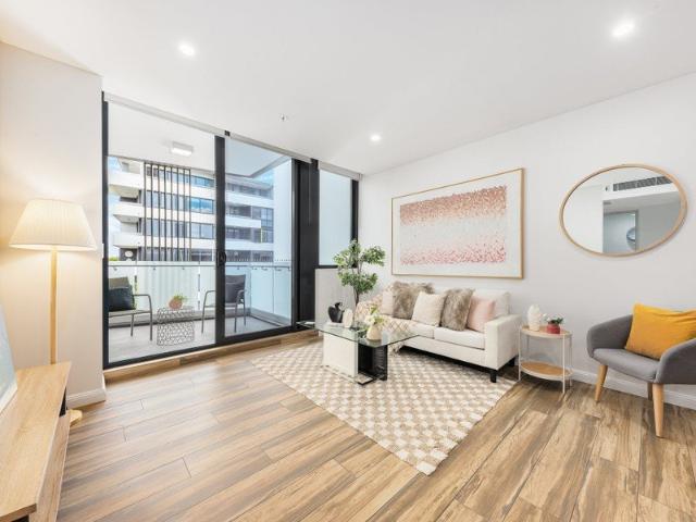 Luxury one bedder with space and appealing views